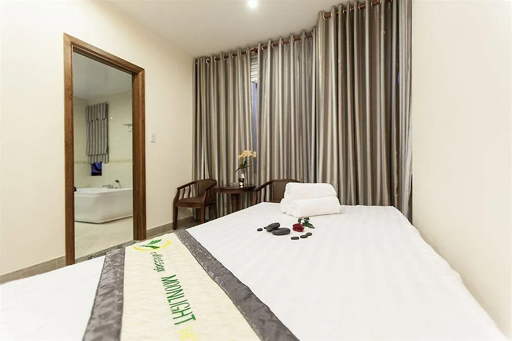 ****  Moonlight Hotel Suites & Spa - Near Dragon Bridge, High Floor With Beautiful City View, River View Đà Nẵng Vietnam