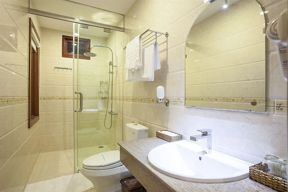 ****  Moonlight Hotel Suites & Spa - Near Dragon Bridge, High Floor With Beautiful City View, River View Đà Nẵng Vietnam