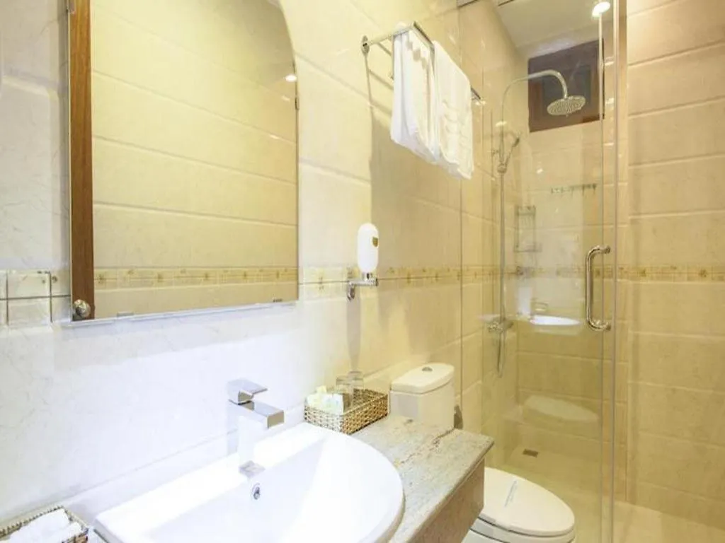 Moonlight Hotel Suites & Spa - Romantic River View & City View, High Floor, Near Dragon Bridge Đà Nẵng