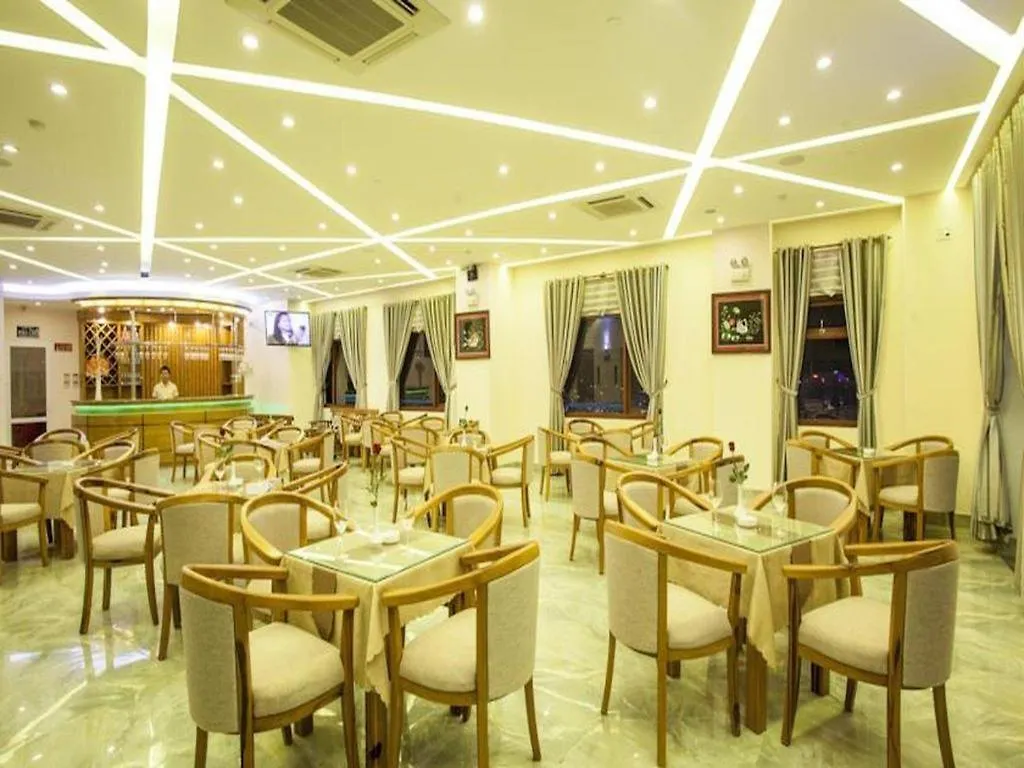 ****  Moonlight Hotel Suites & Spa - Romantic River View & City View, High Floor, Near Dragon Bridge Đà Nẵng Vietnam