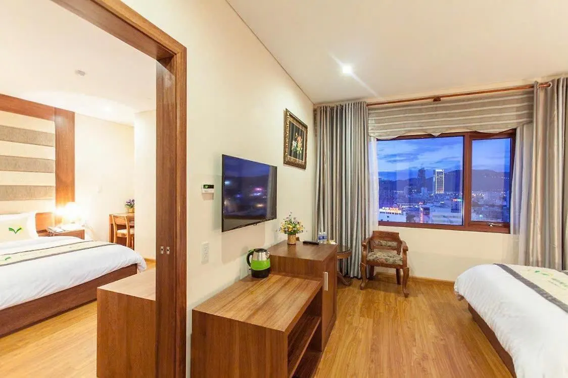 Moonlight Hotel Suites & Spa - Dragon Bridge View & Beautiful City View  Da Nang