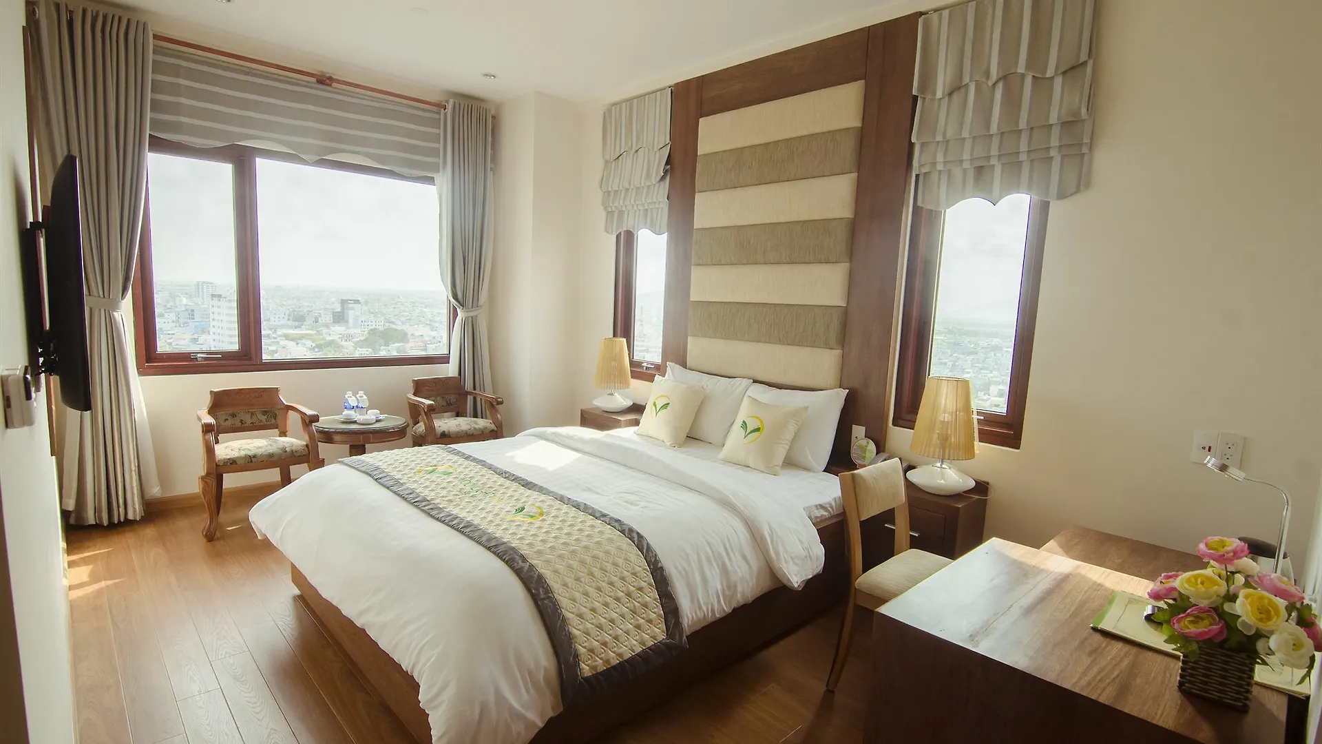 Moonlight Hotel Suites & Spa - Near Dragon Bridge, High Floor With Beautiful City View, River View Đà Nẵng