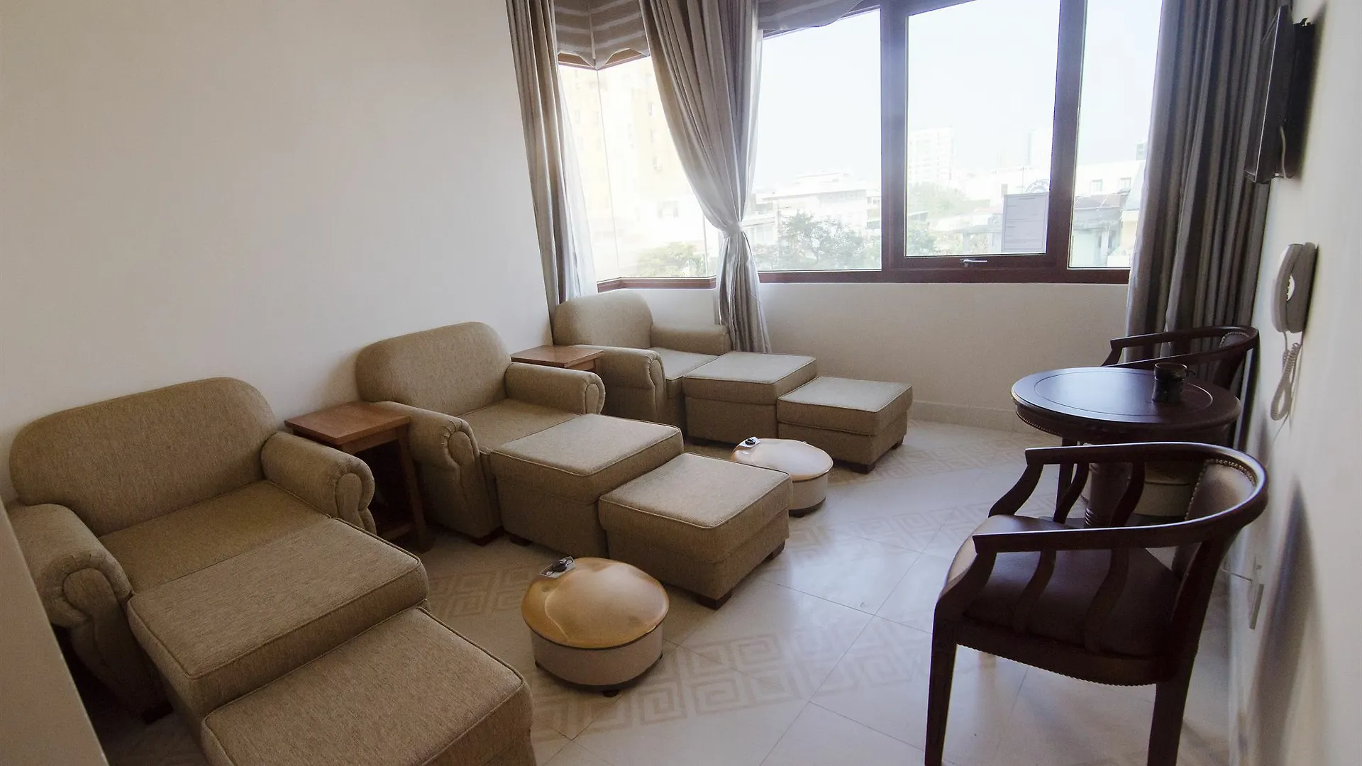 Moonlight Hotel Suites & Spa - Near Dragon Bridge, High Floor With Beautiful City View, River View Đà Nẵng