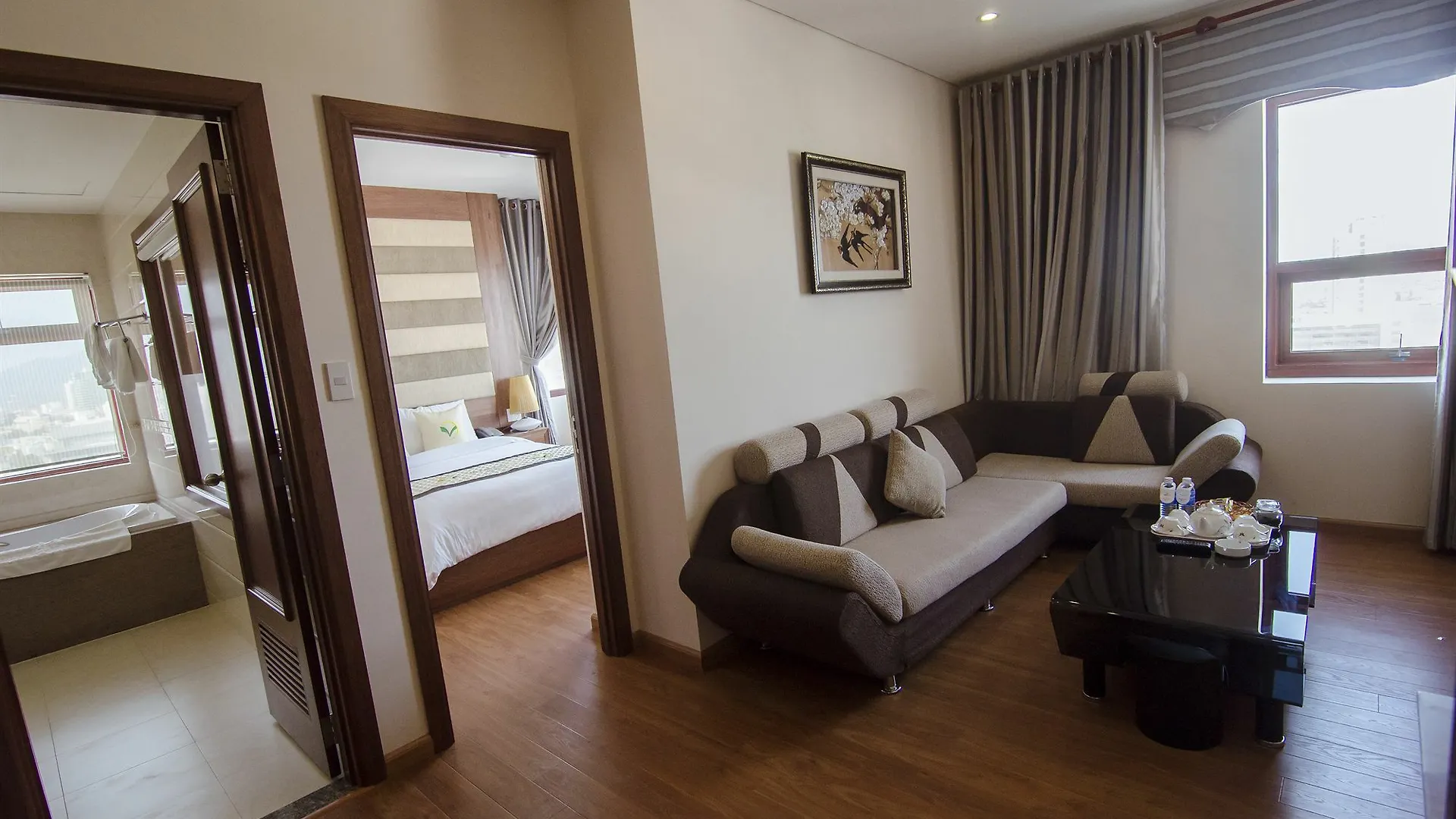 Moonlight Hotel Suites & Spa - Near Dragon Bridge, High Floor With Beautiful City View, River View Đà Nẵng