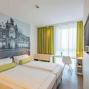 Super 8 By Wyndham 3*, Drážďany Německo