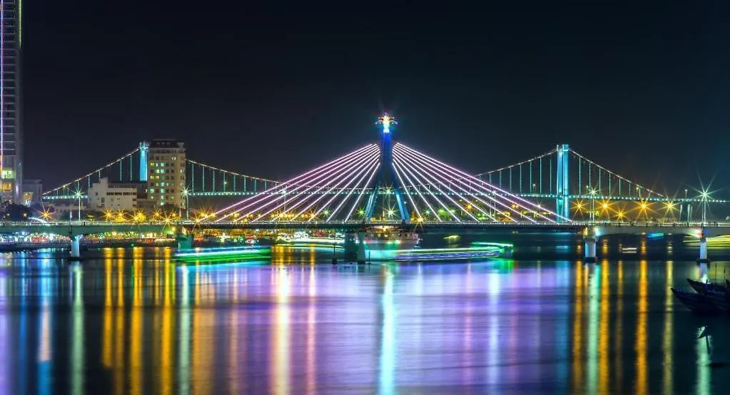 Moonlight Hotel Suites & Spa - Romantic River View & City View, High Floor, Near Dragon Bridge Da Nang 4*,  Vietnam
