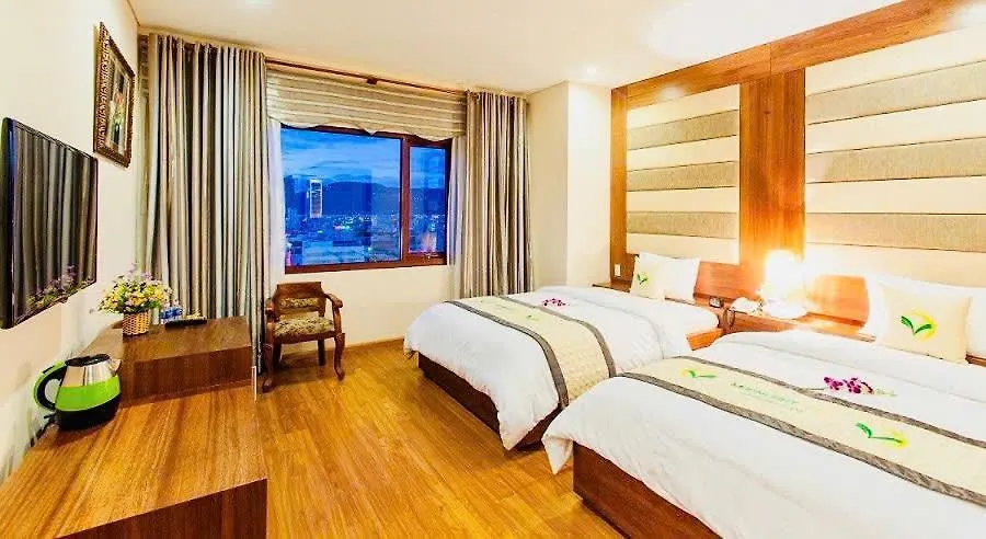 Moonlight Hotel Suites & Spa - Dragon Bridge View & Beautiful City View  Da Nang